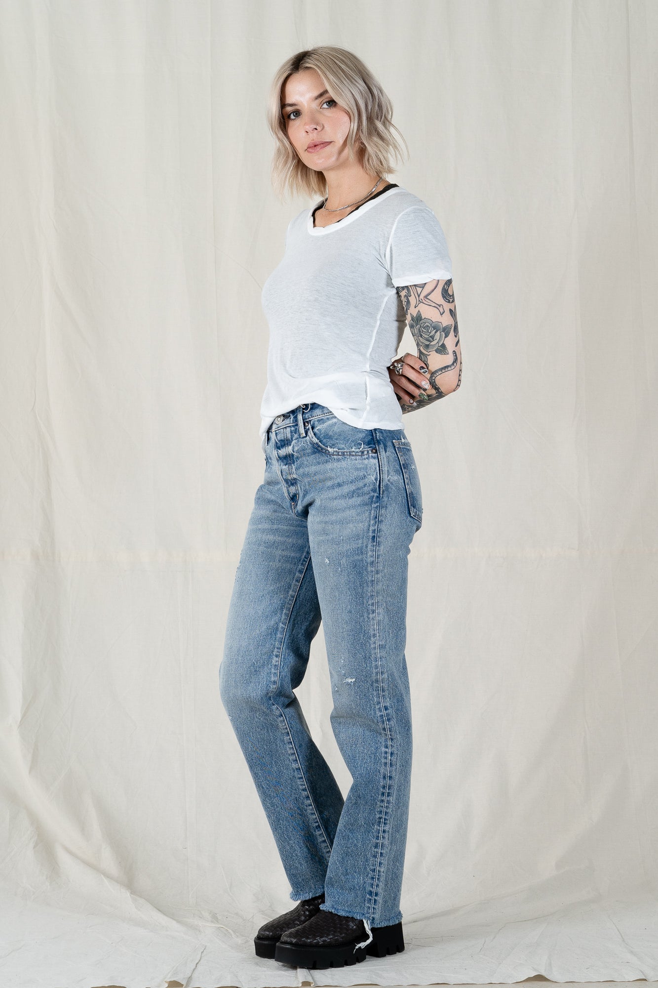 Moussy MV Nokomis Straight Jean