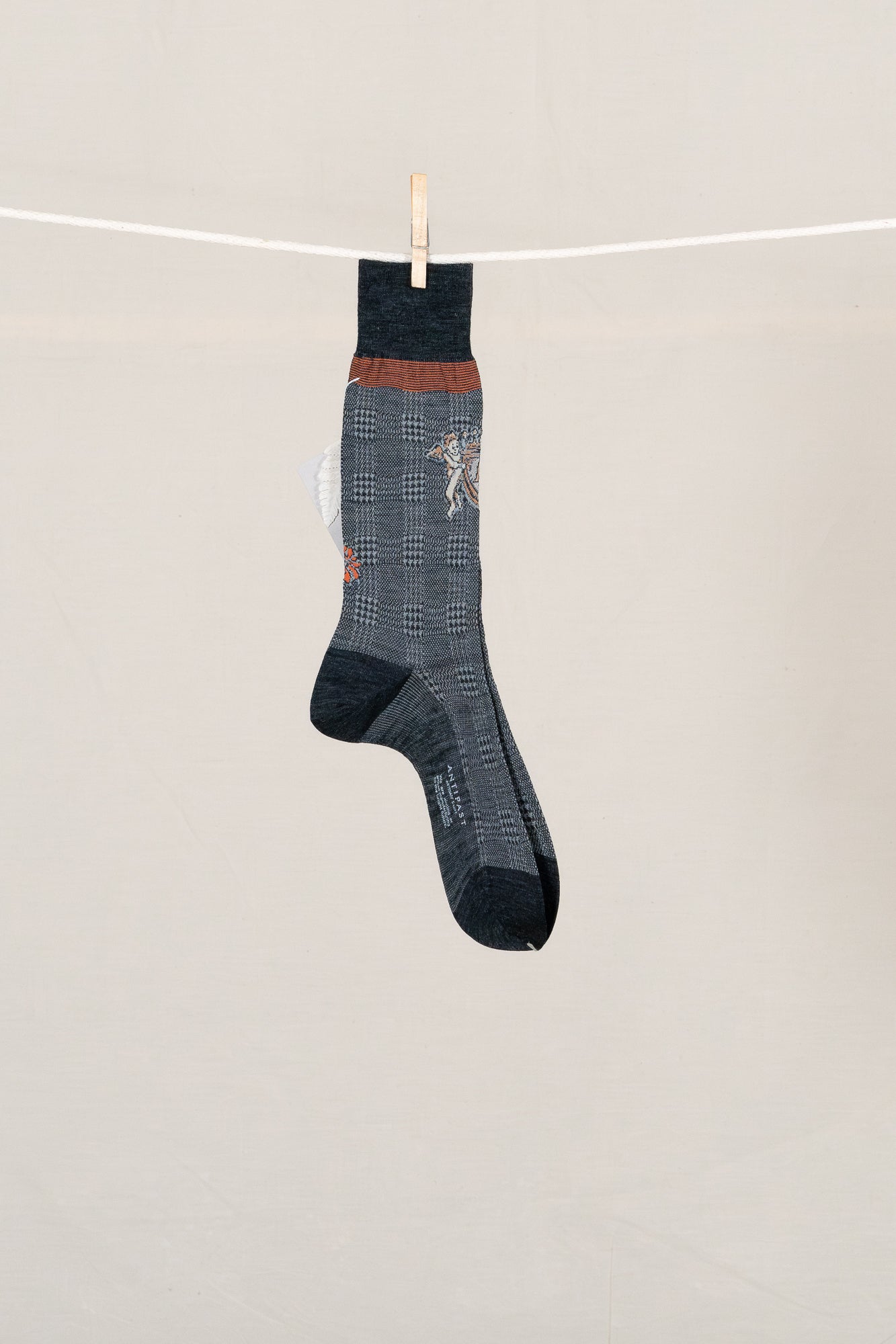 Antipast Angel's Emblem Men's Socks - Charcoal