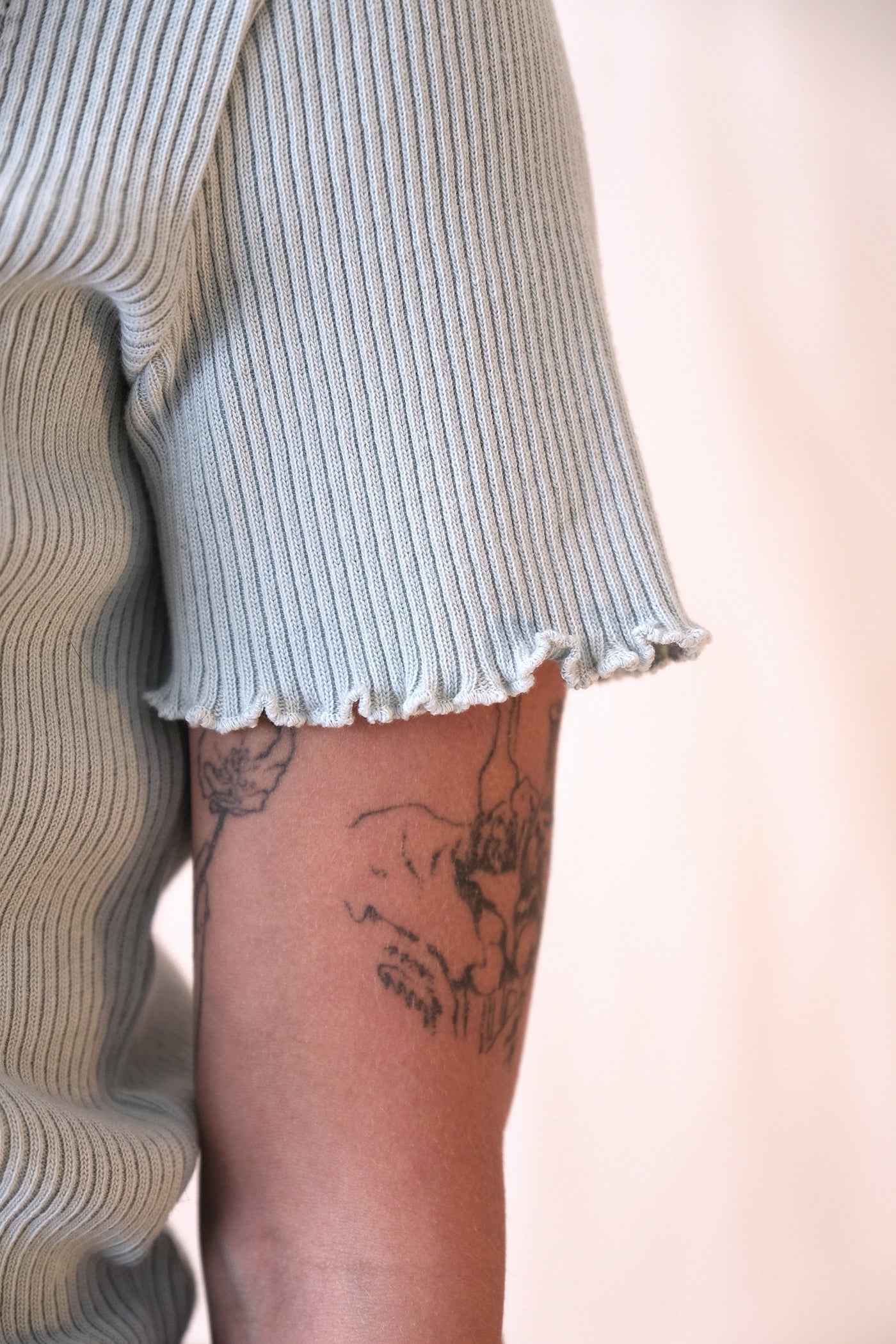 V::Room Waffle Rib Combo S/S Crew