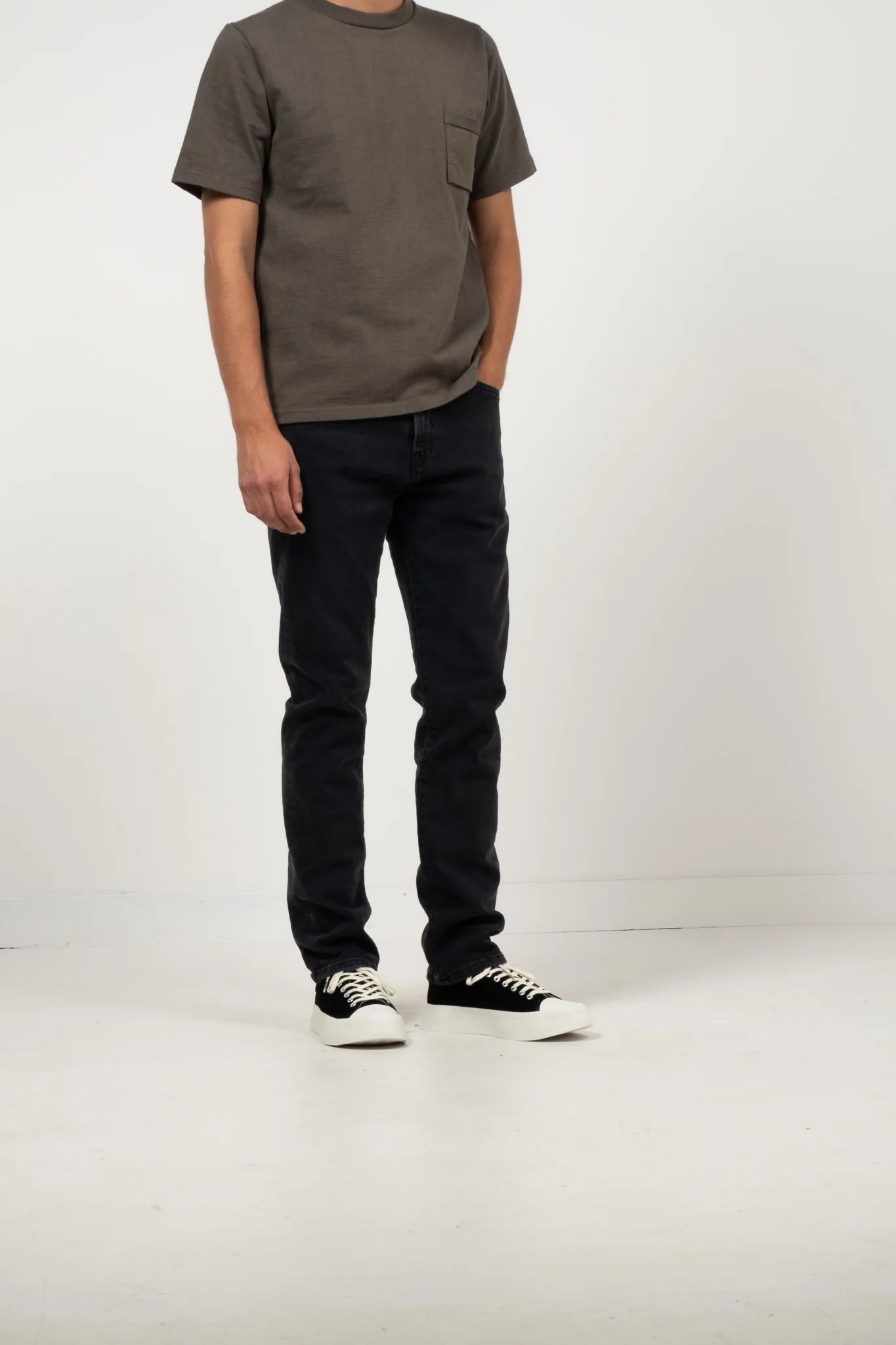 C.O.F. Studio M7 Tapered Comfort Used Black Denim