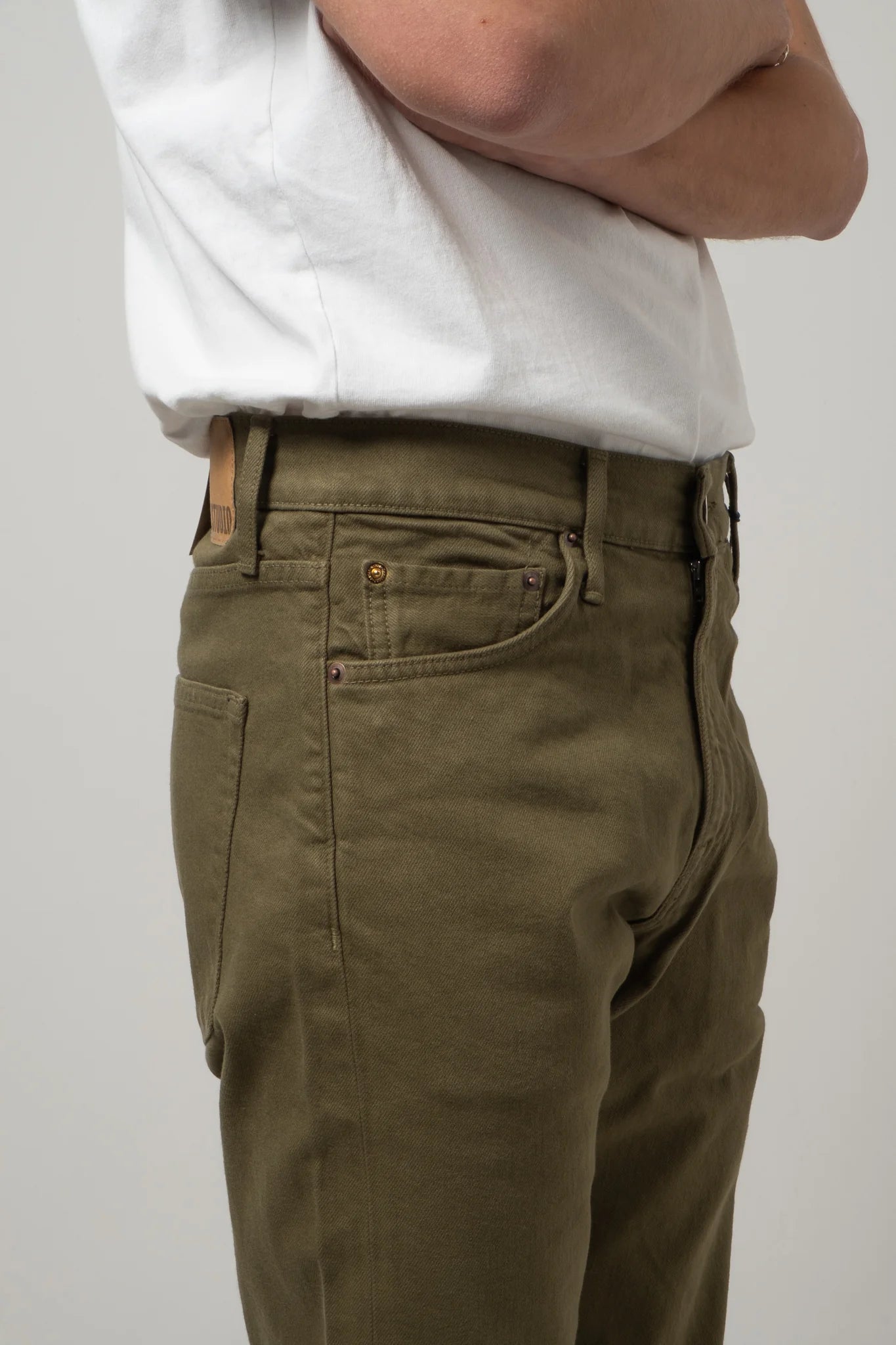 C.O.F. Studio M7 Tapered Comfort Organic Ecru