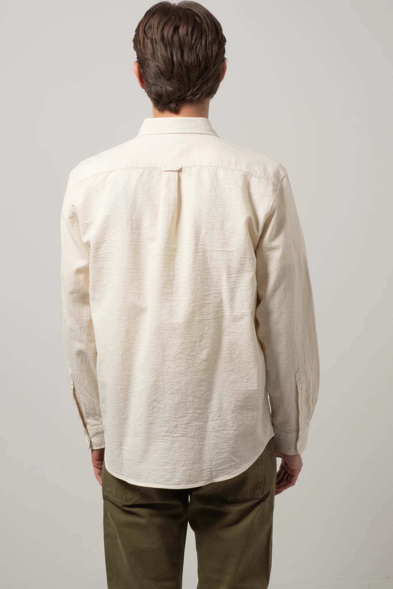 C.O.F. Studio Two Pocket Dobby Overshirt in ecru