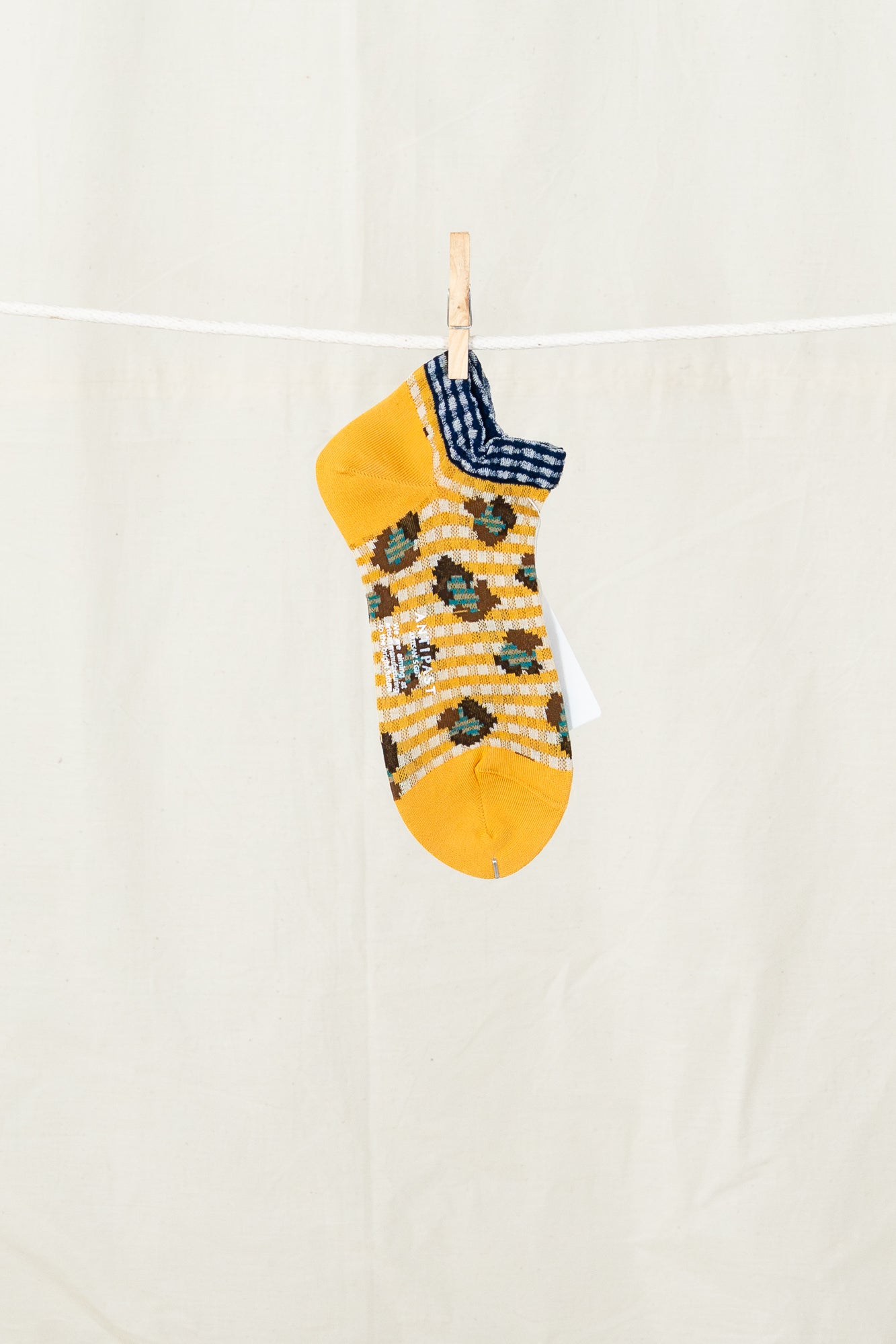 Antipast Women's Jungle Check Cover Socks