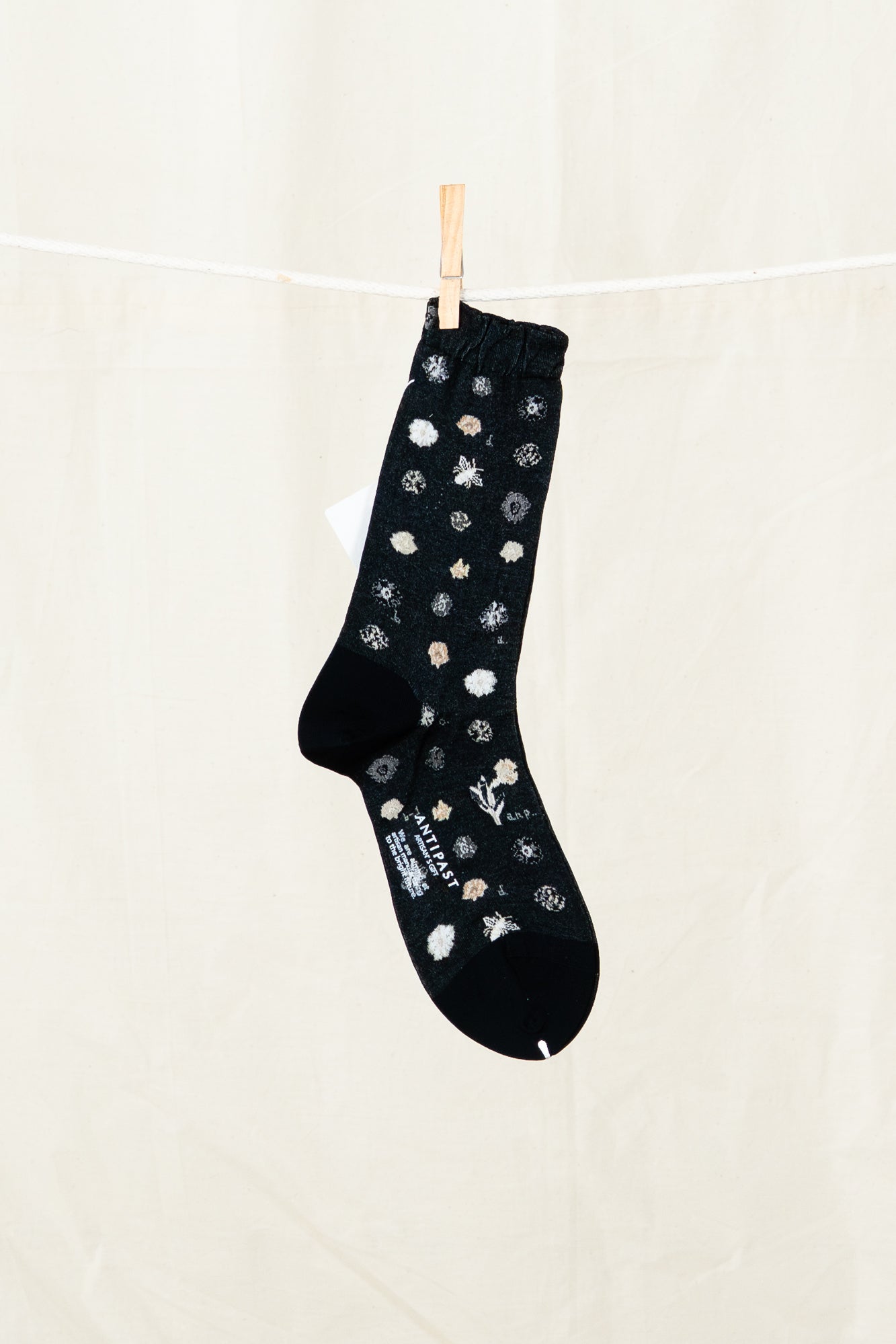 Antipast Women's Polka Flower Socks