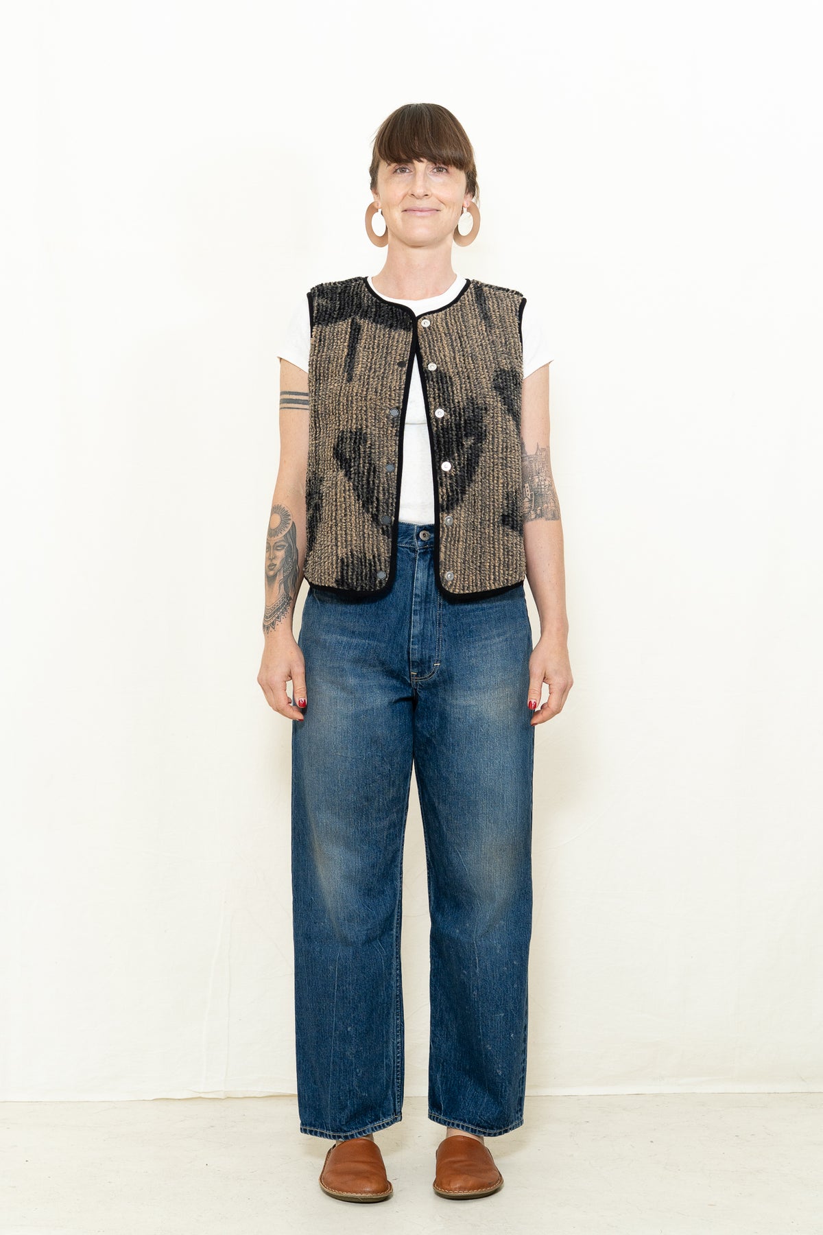 Thinking MU Jay Vest in Camel Lotus