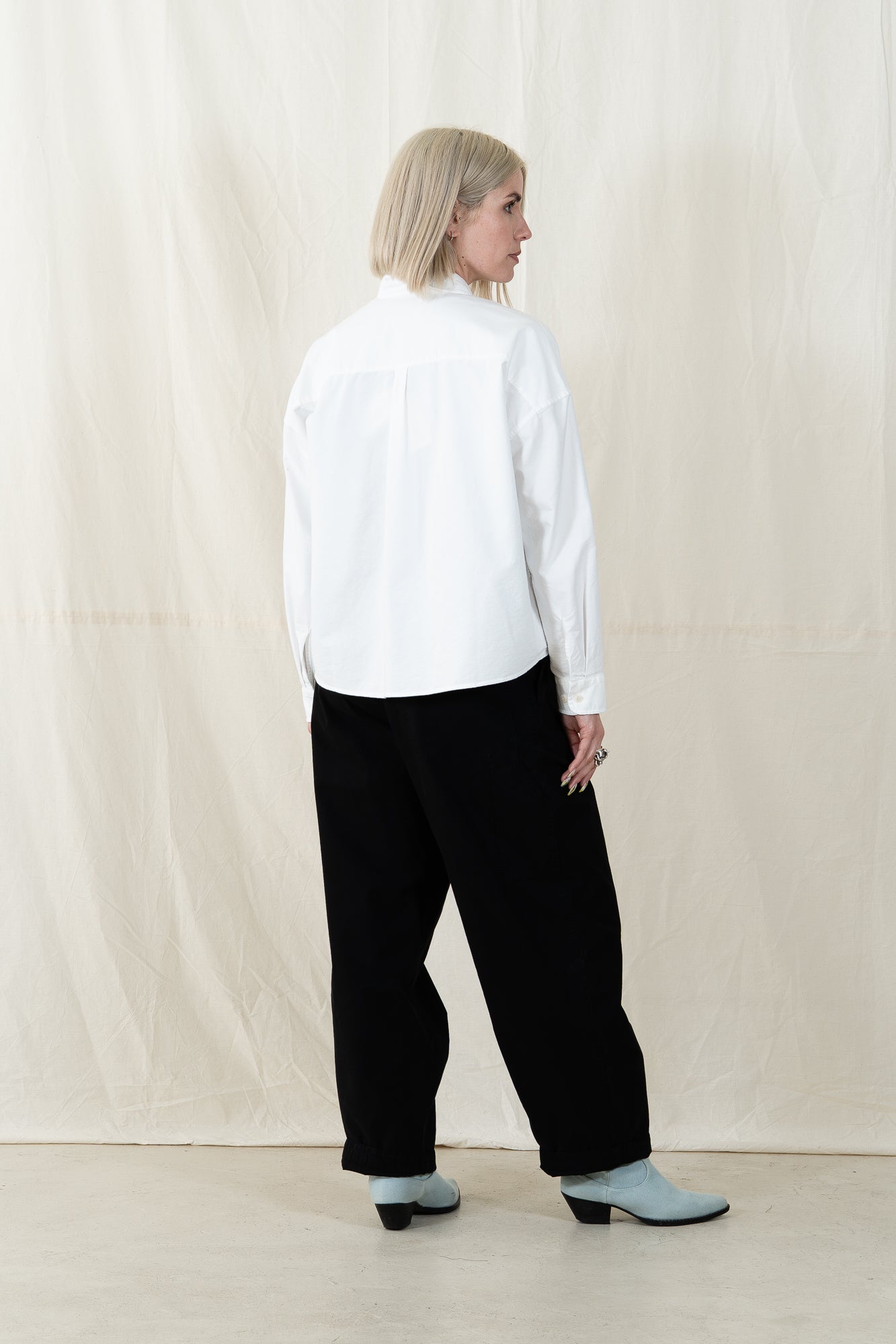 Merz b. Schwanen Women Cropped Oxford Shirt