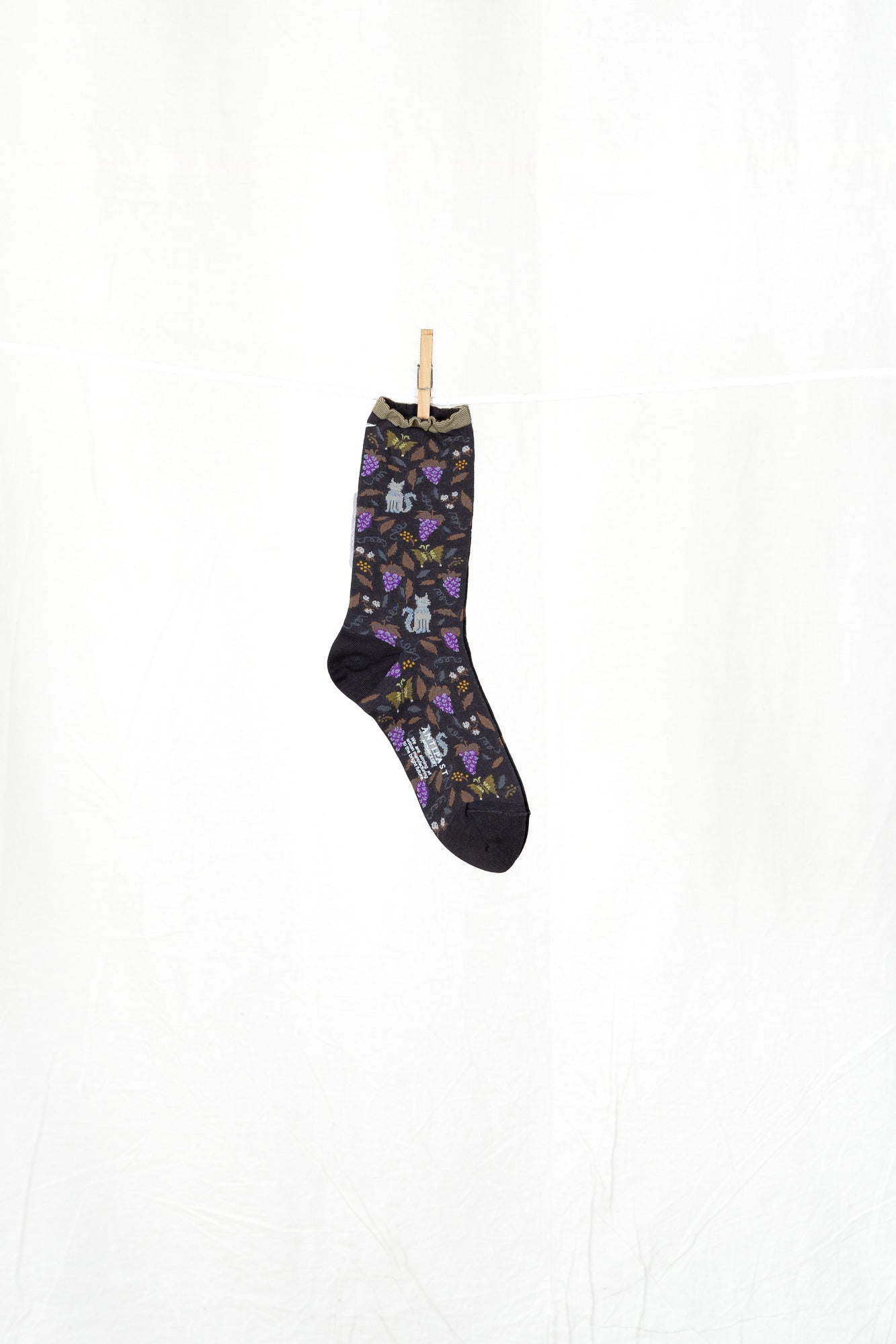 Antipast Garden Cat Women's Socks