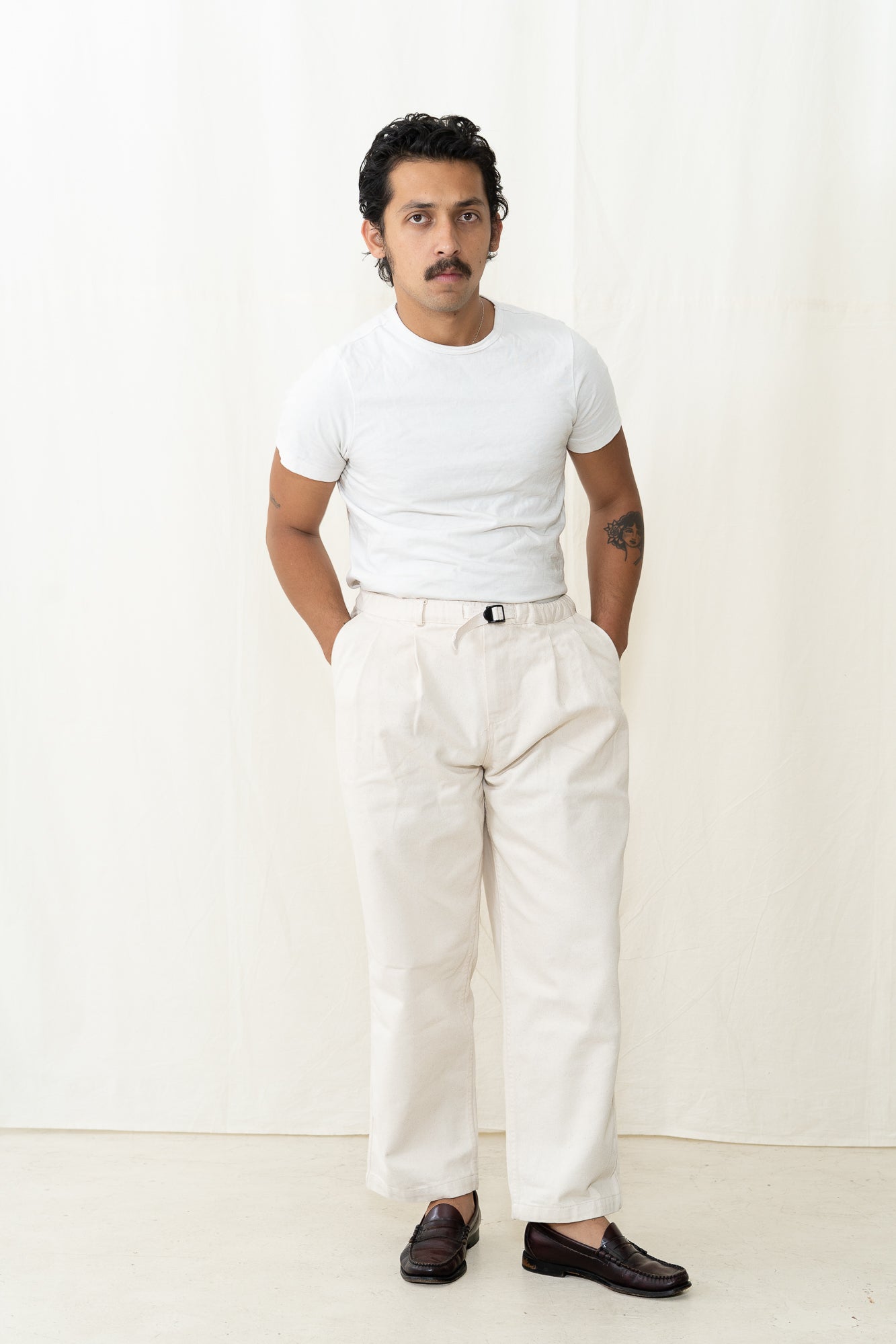 Kappy Two Tuck Wide Denim Pants in Ecru