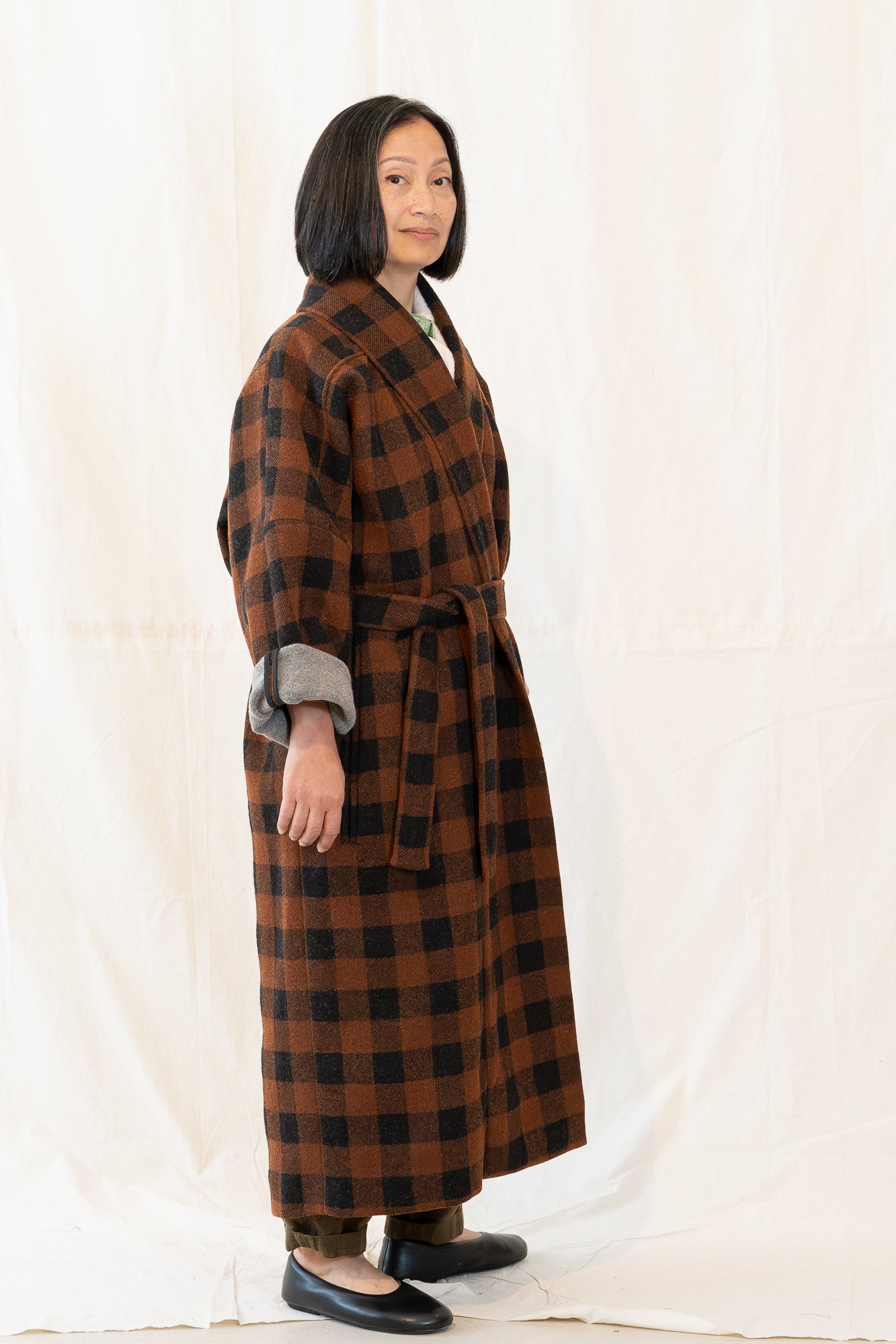 Humanoid Siver Coat