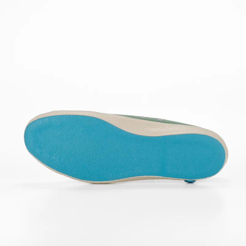 Shoes Like Pottery Low Top Sneaker in Green