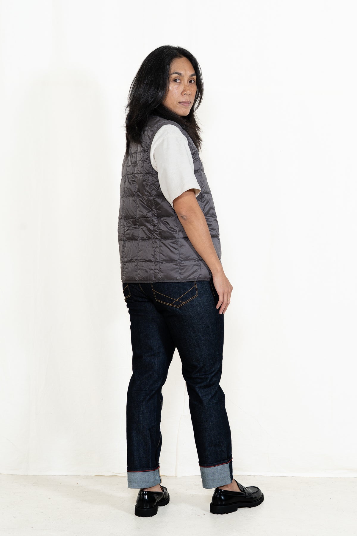 TAION Button Down Vest in Gray