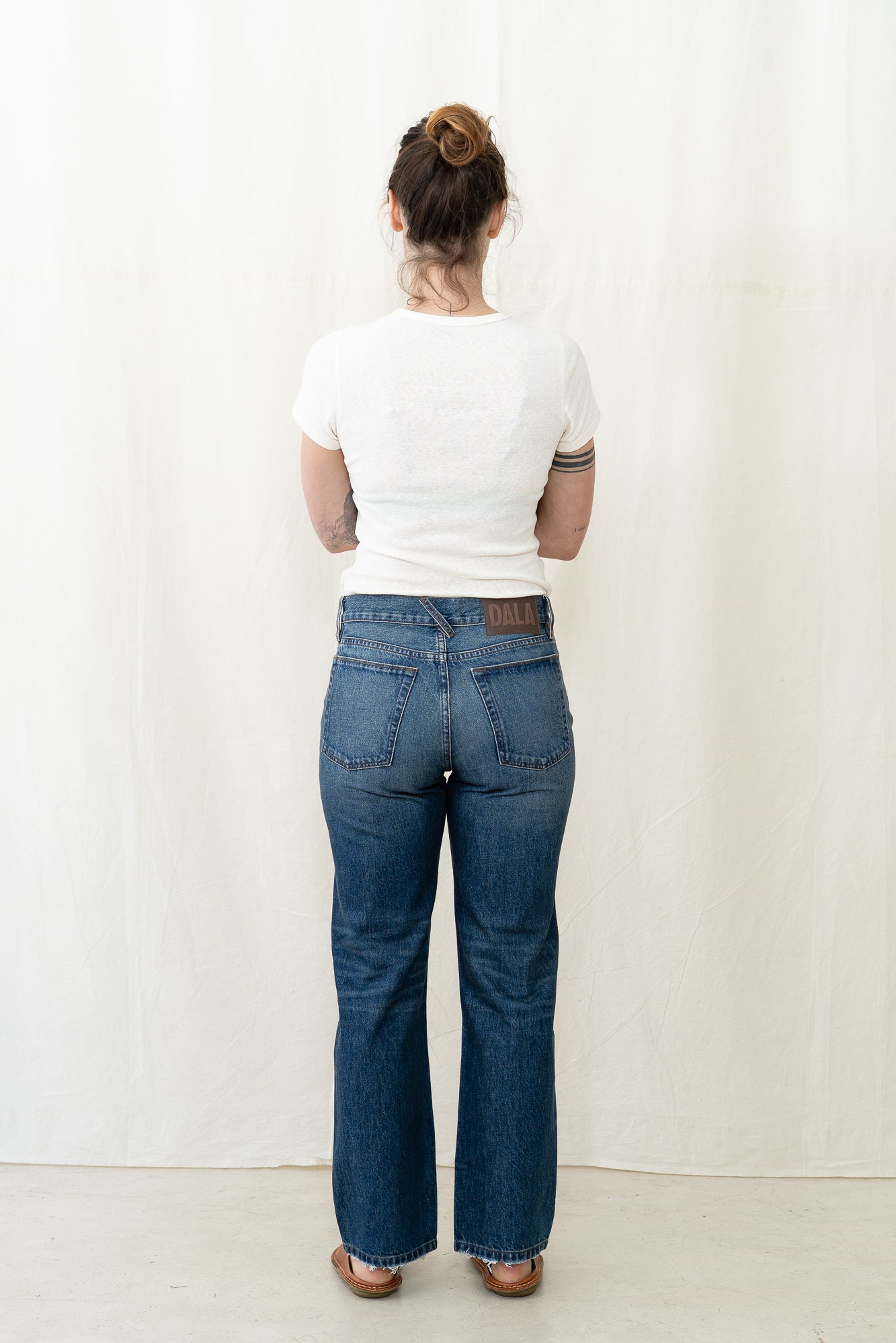 DALA Calla Mid Rise Straight Full in Archive Blue