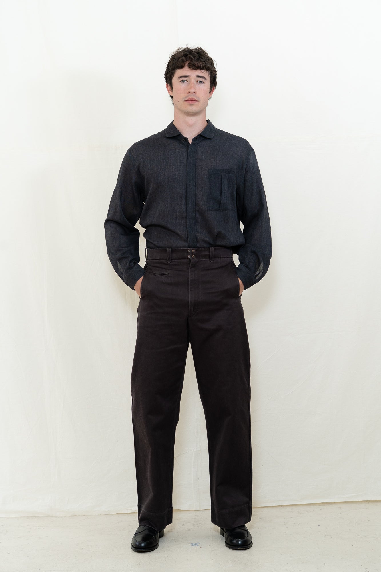 MotivMfg Pier Sateen Trousers in Aubergine