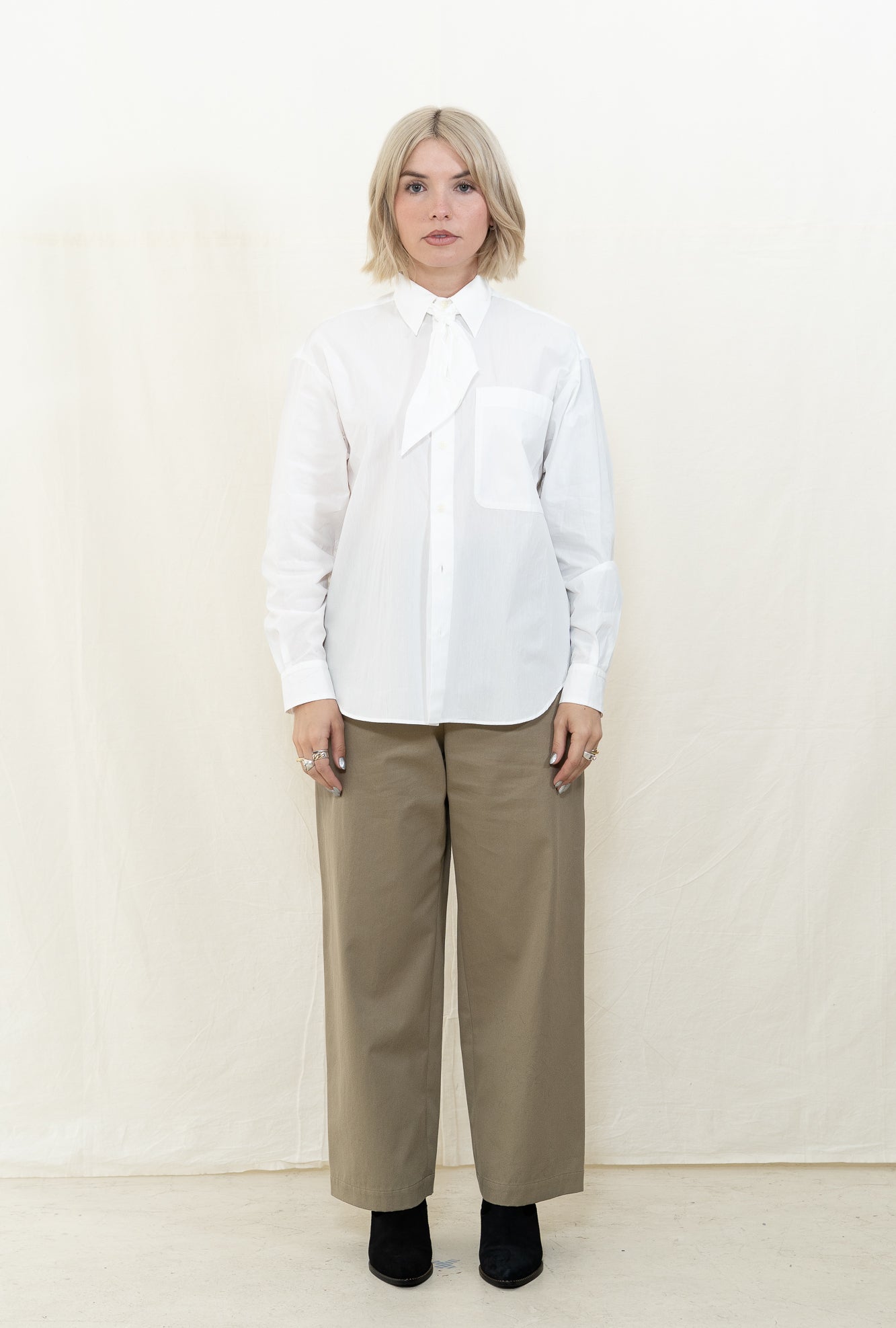 NICHOLSON & NICHOLSON Elen White Top