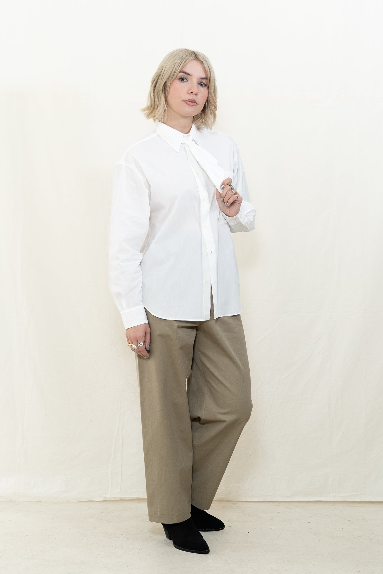 NICHOLSON & NICHOLSON Elen White Top
