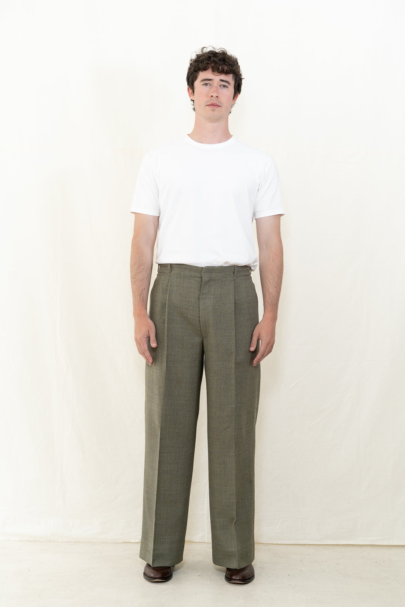 MotivMfg Mono Micro Check Trousers in Sage