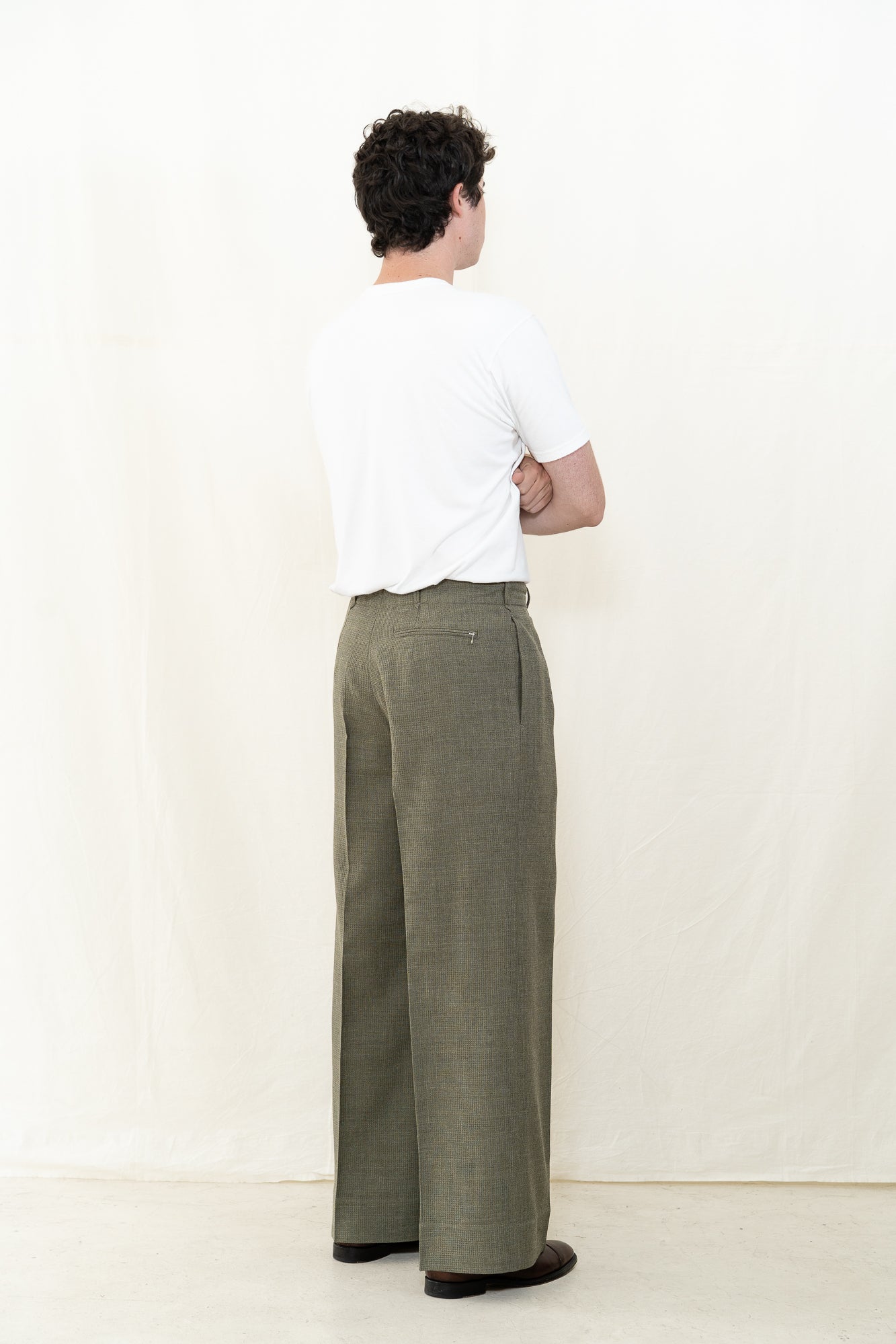 MotivMfg Mono Micro Check Trousers in Sage