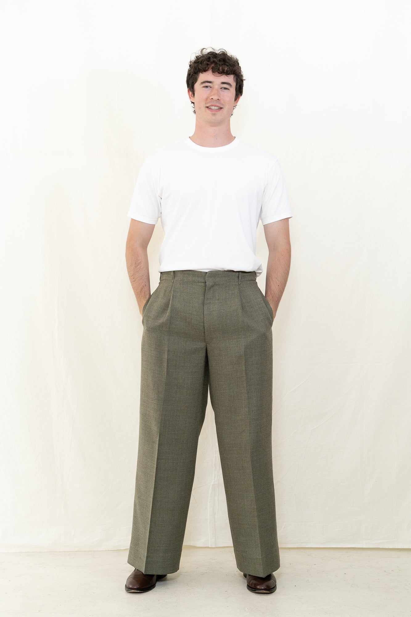 MotivMfg Mono Micro Check Trousers in Sage