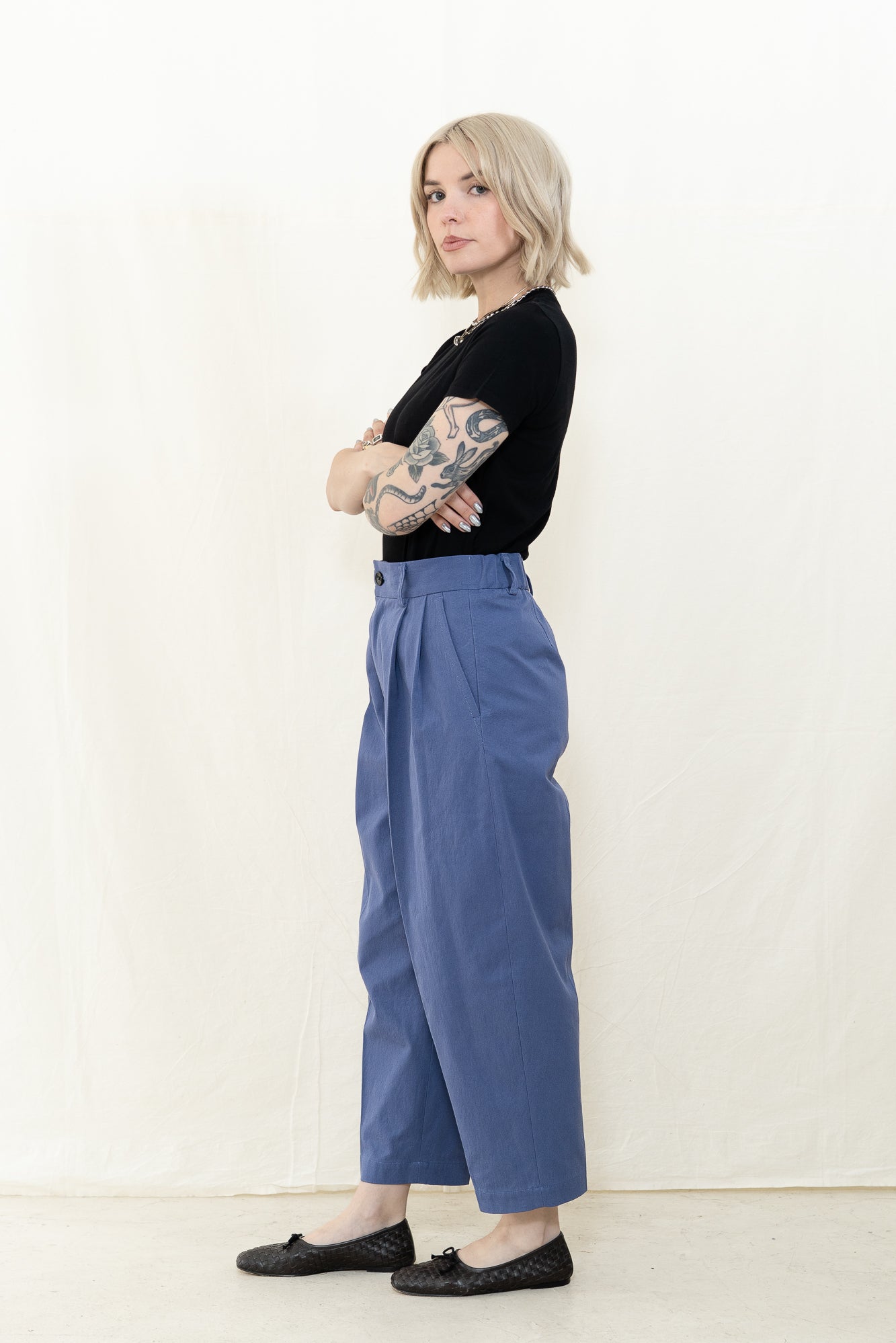 NICHOLSON & NICHOLSON Leno Pants in Blue
