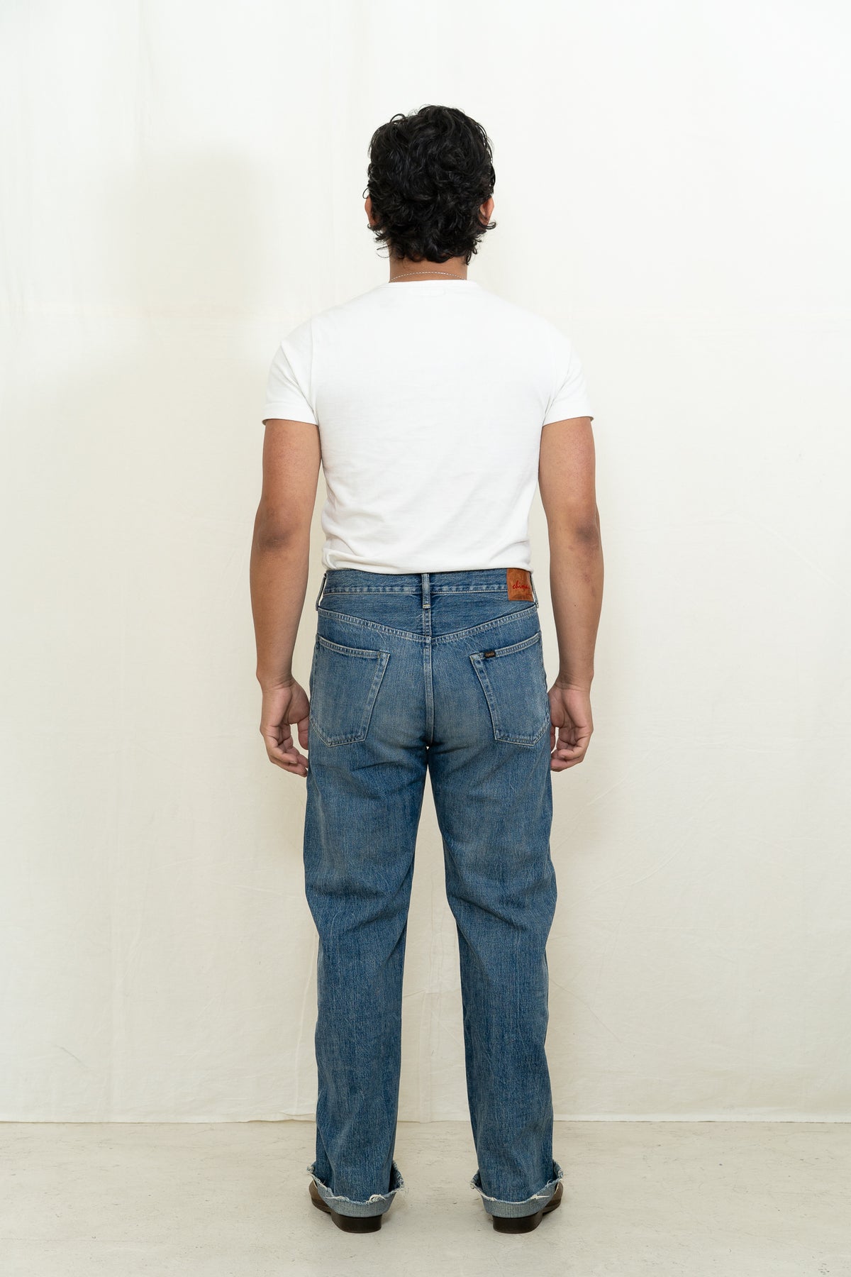 Chimala Straight Cut in Smoky Medium