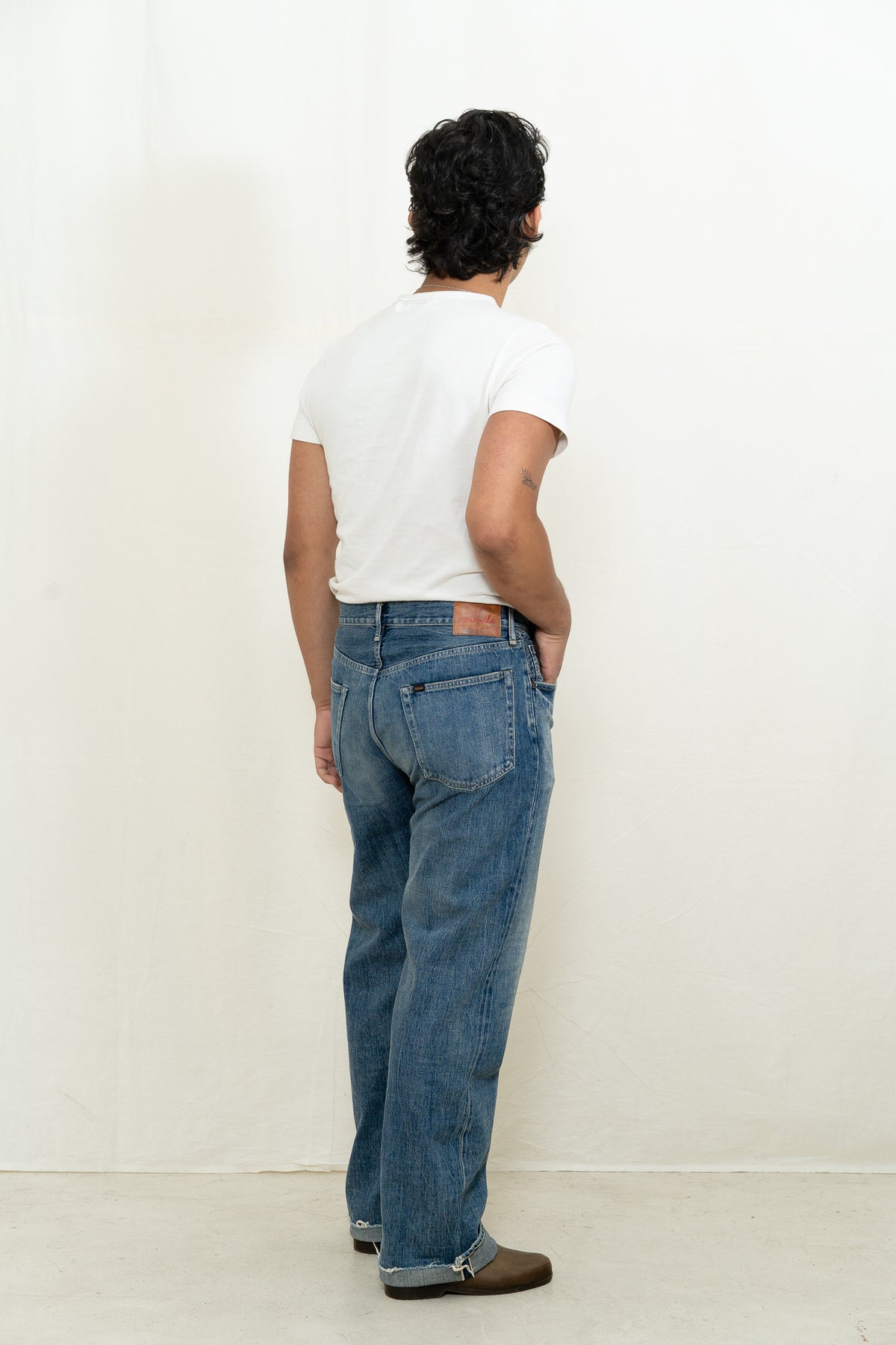 Chimala Straight Cut in Smoky Medium