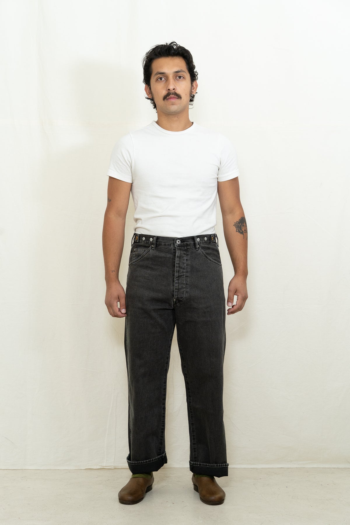 Chimala Twill Waist Adjustable Pants in Charcoal