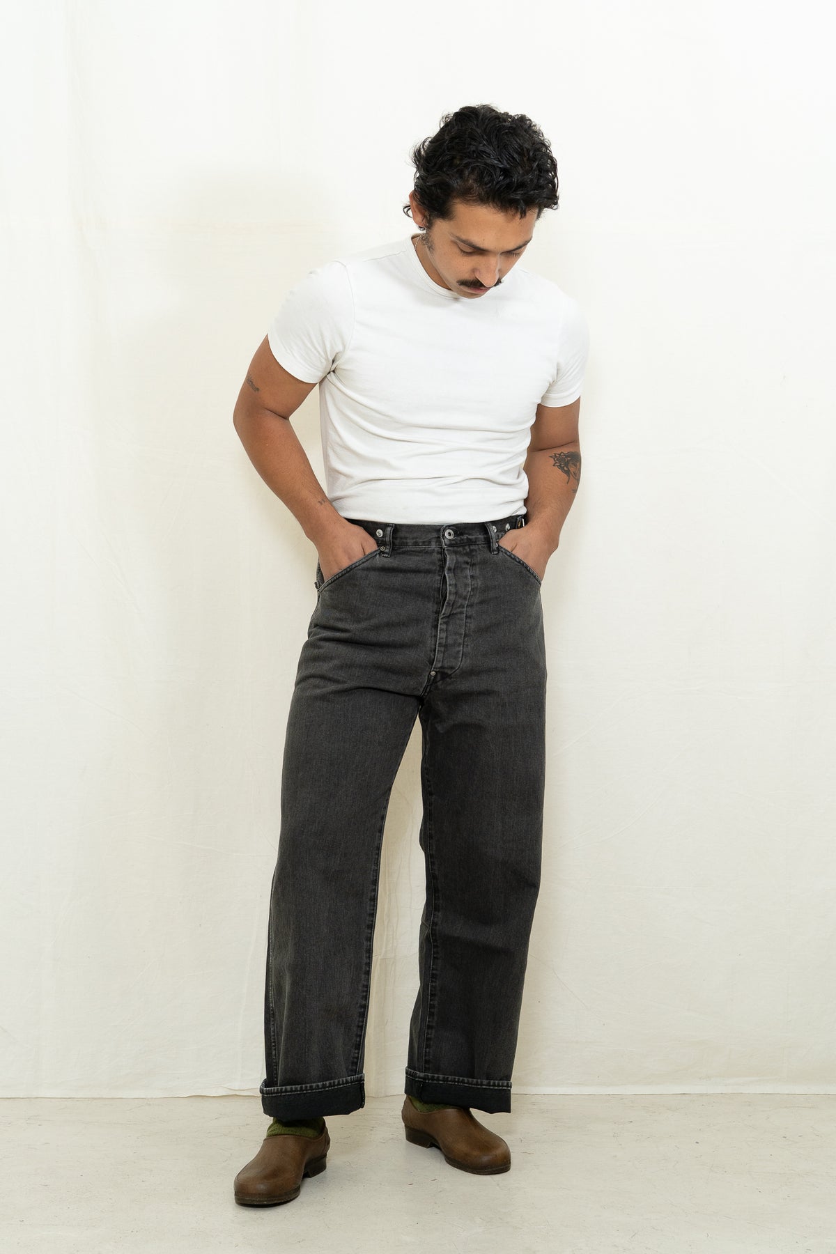 Chimala Twill Waist Adjustable Pants in Charcoal