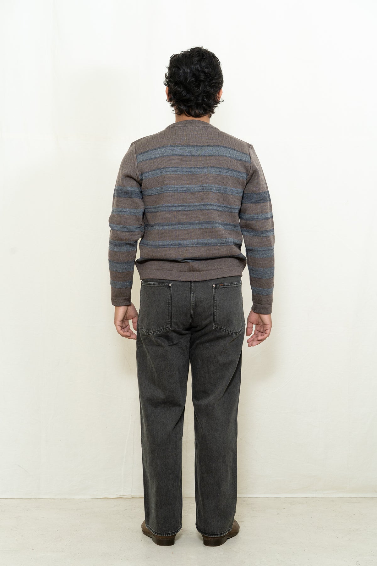 S.N.S. Herning Given III Crewneck in Terra Brown