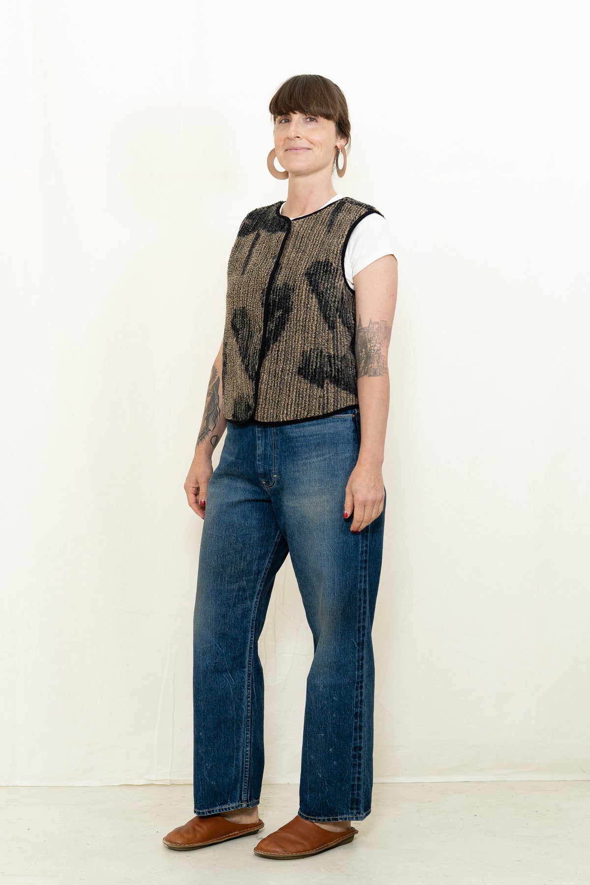 Thinking MU Jay Vest in Camel Lotus