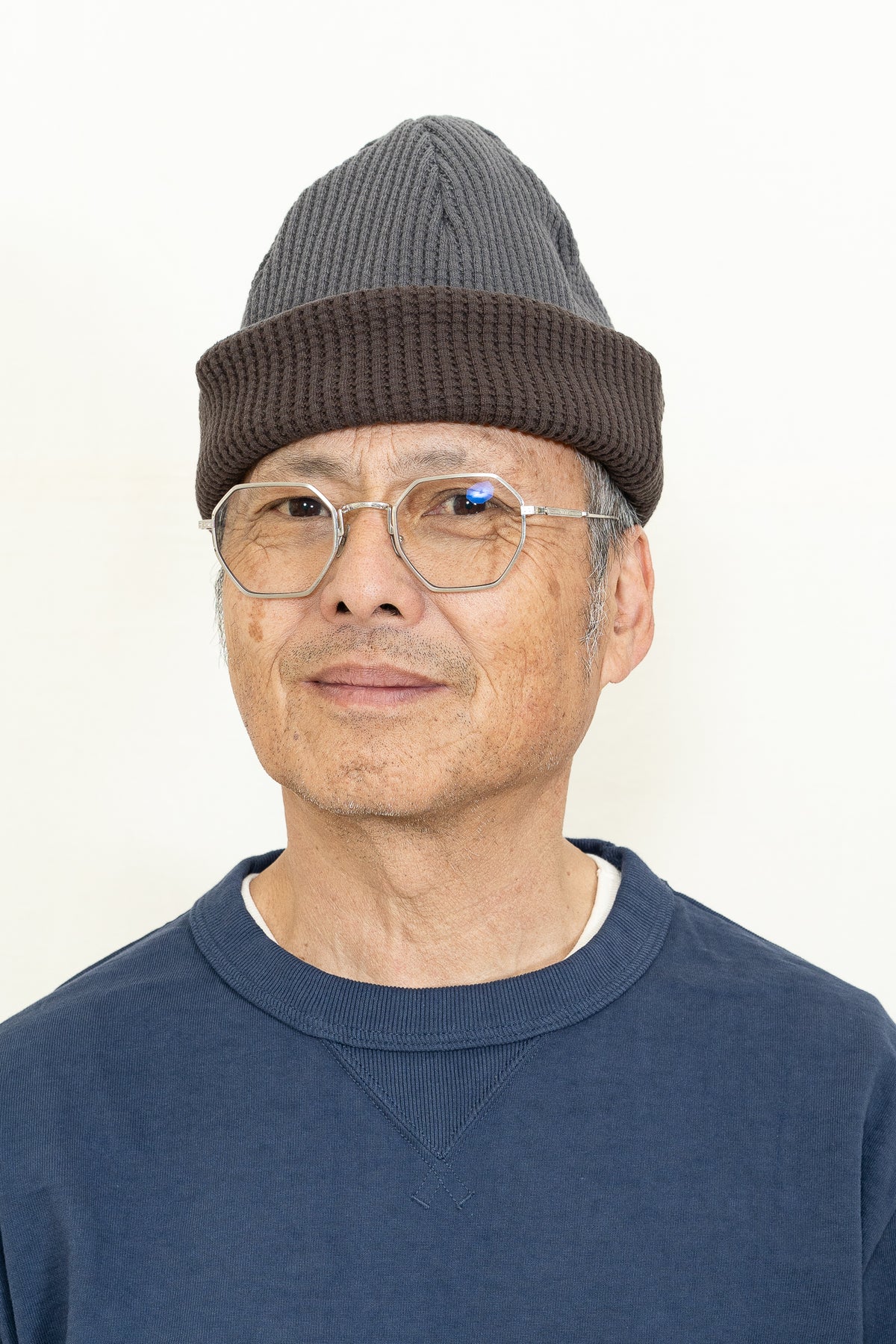Jackman Waffle Knit Cap in Falcon Gray x Wood