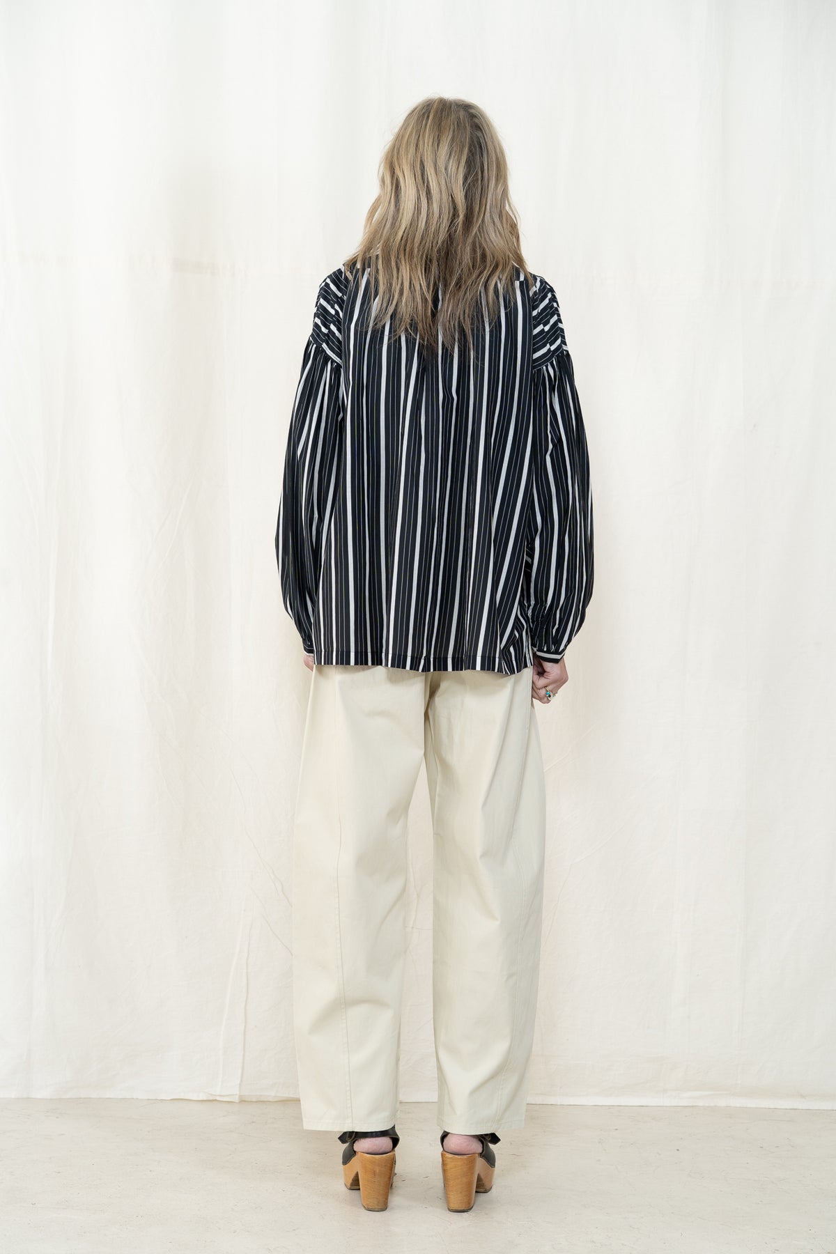 Uqnatu Peasant Blouse Nero Silk Stripe