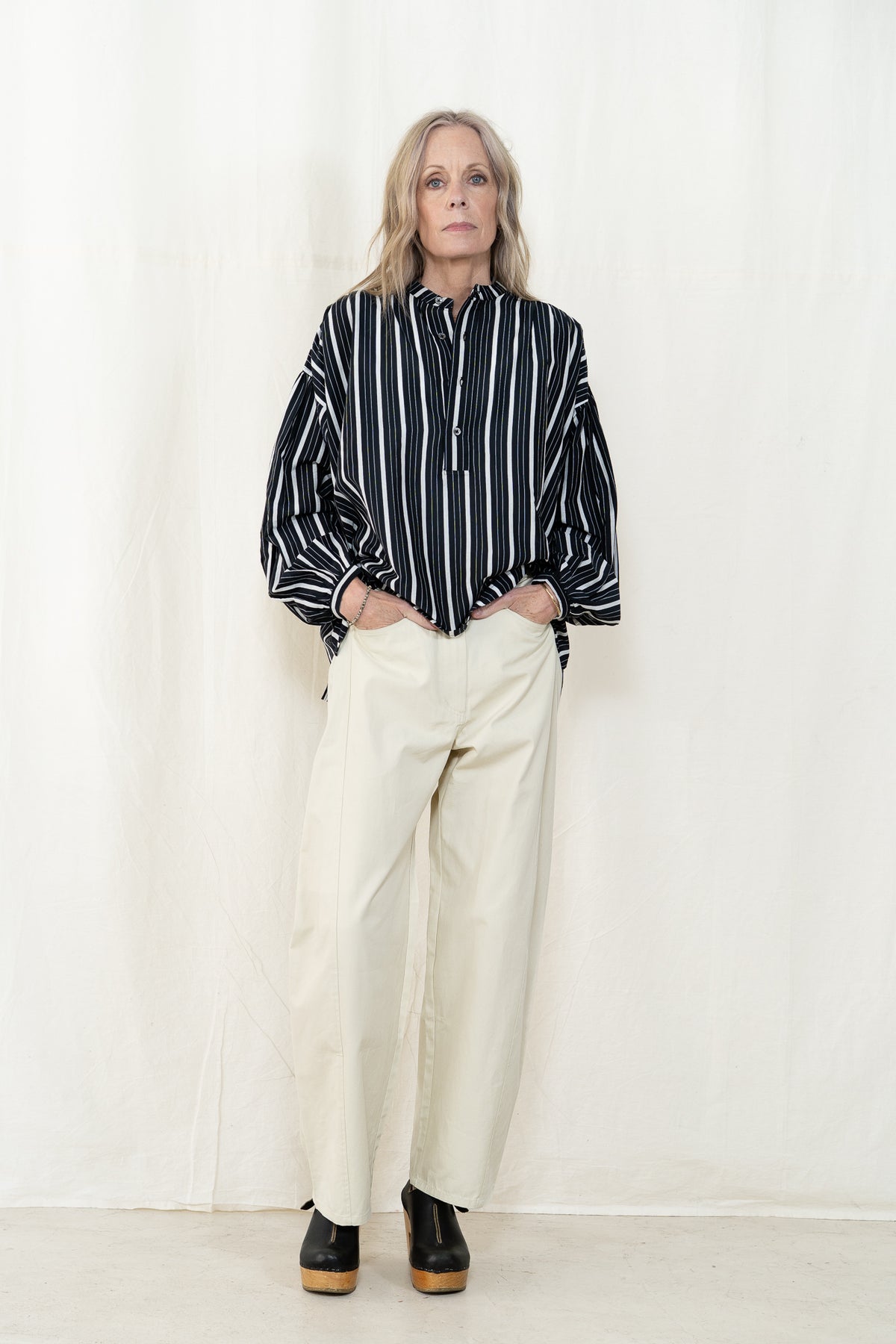 Uqnatu Peasant Blouse Nero Silk Stripe