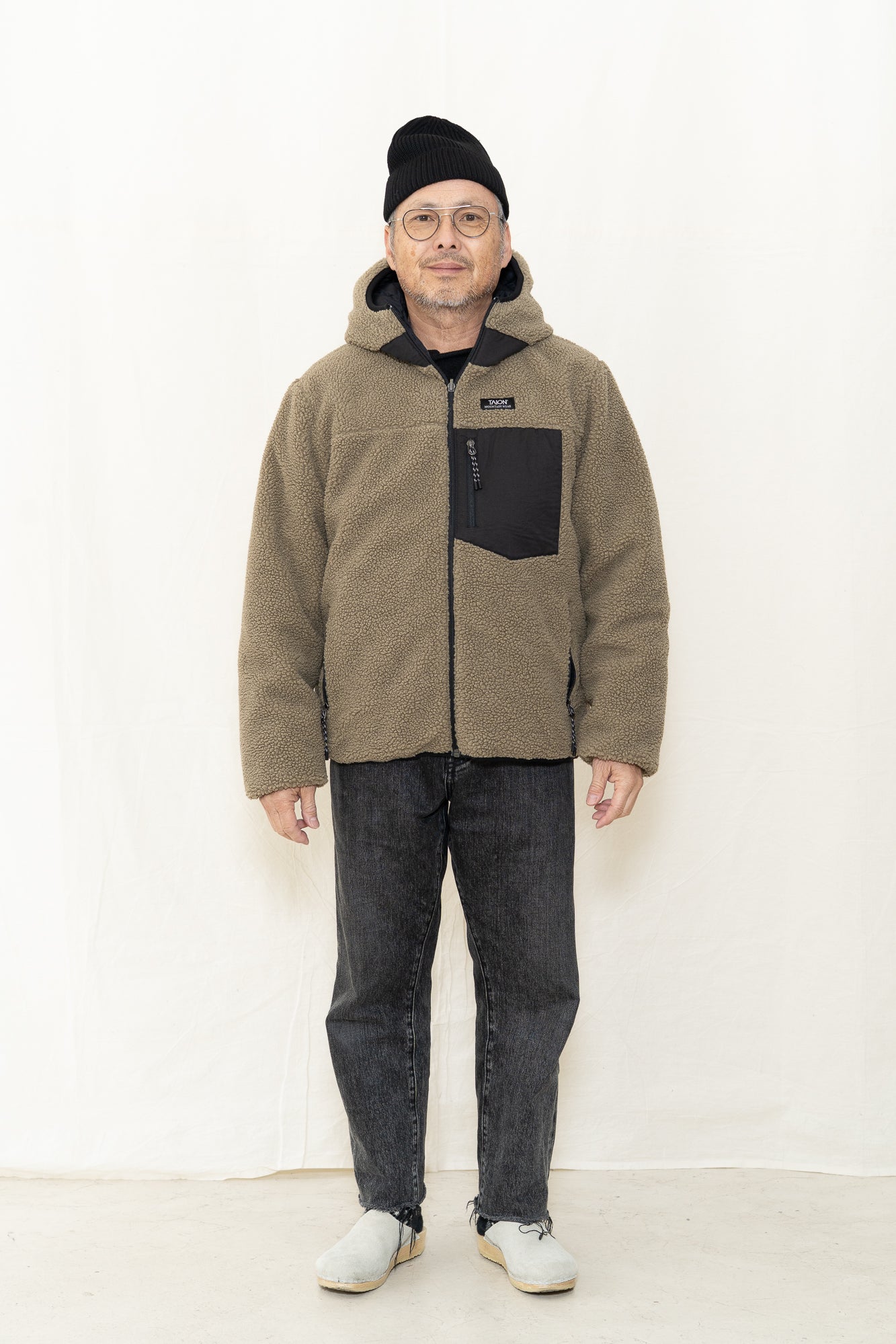 TAION Mountain Reversible Down X Boa Hoodie