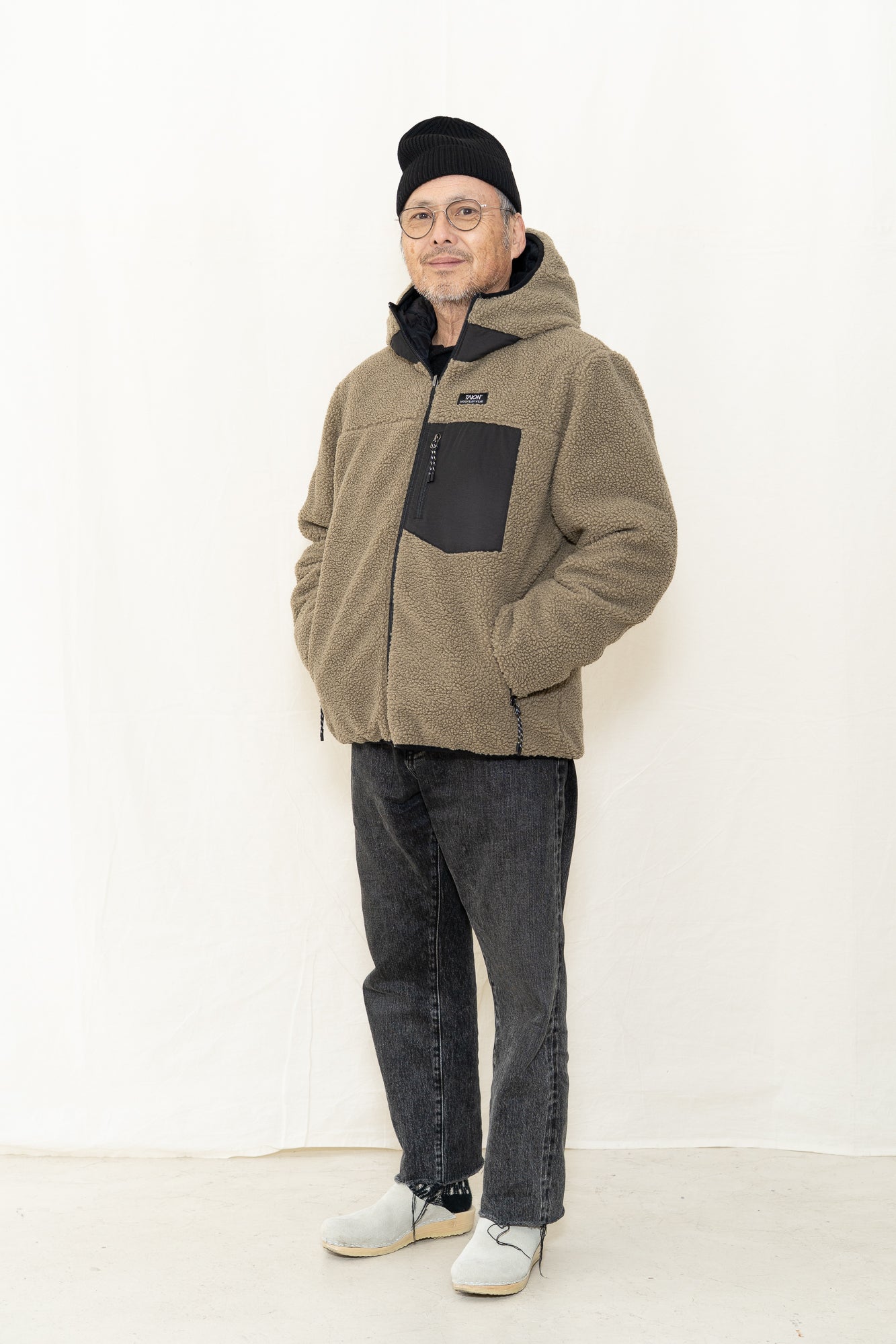TAION Mountain Reversible Down X Boa Hoodie