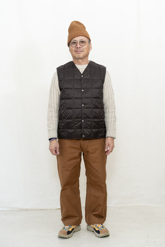 TAION Unisex Basic V-Neck Button Down Vest