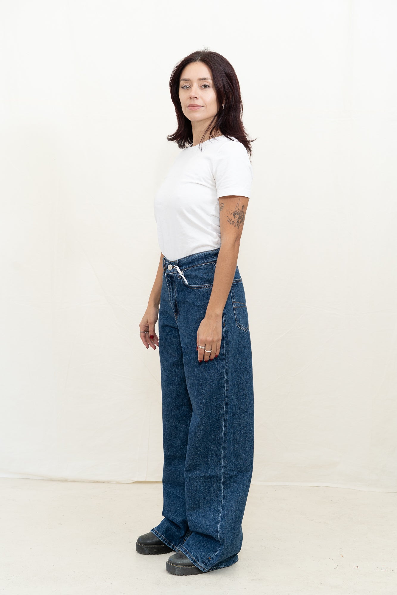 DALA Sling Jean in Flat Blue