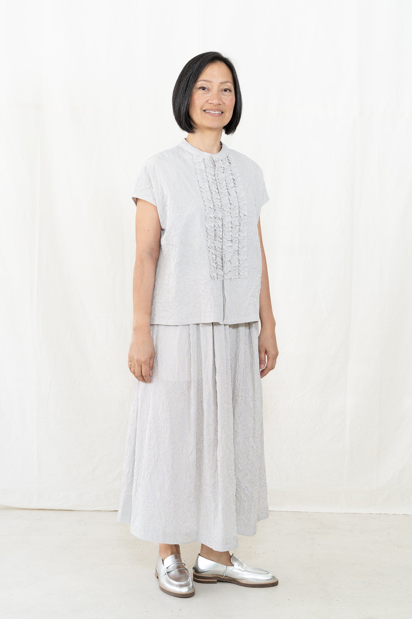 NICHOLSON & NICHOLSON Ray Ruffle Top