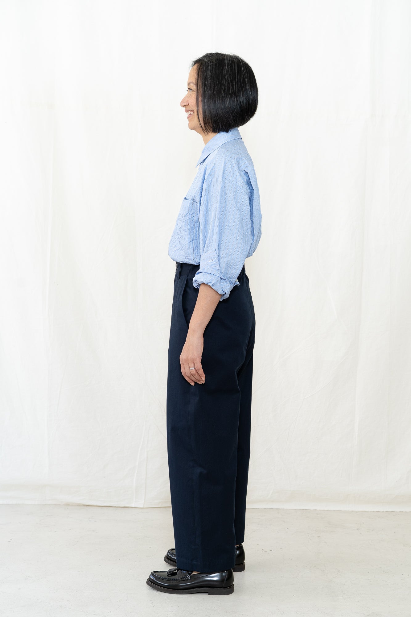 NICHOLSON & NICHOLSON Ecru-Chino Pants