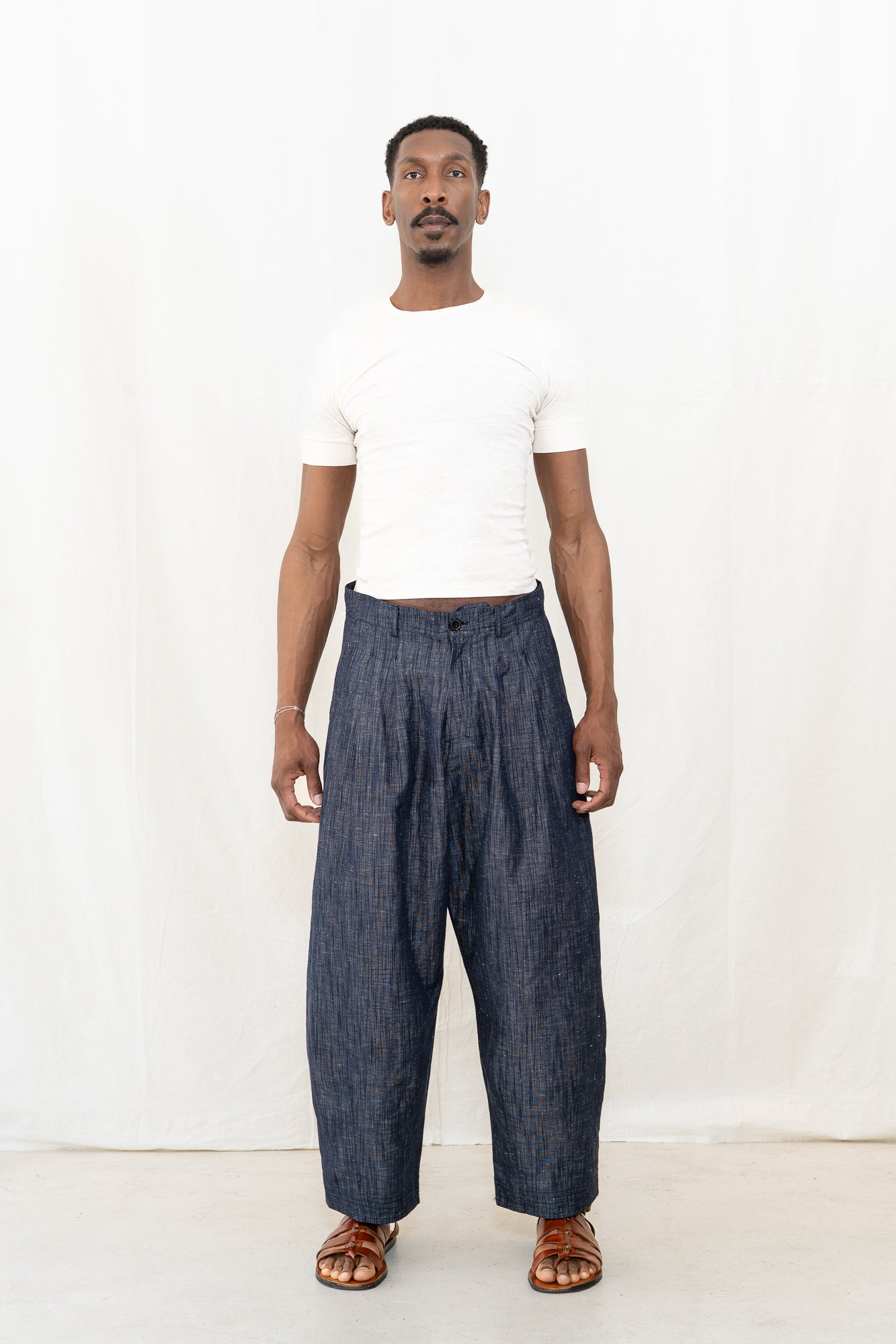 HANSEN Andrew Washed Navy Balloon Trouser