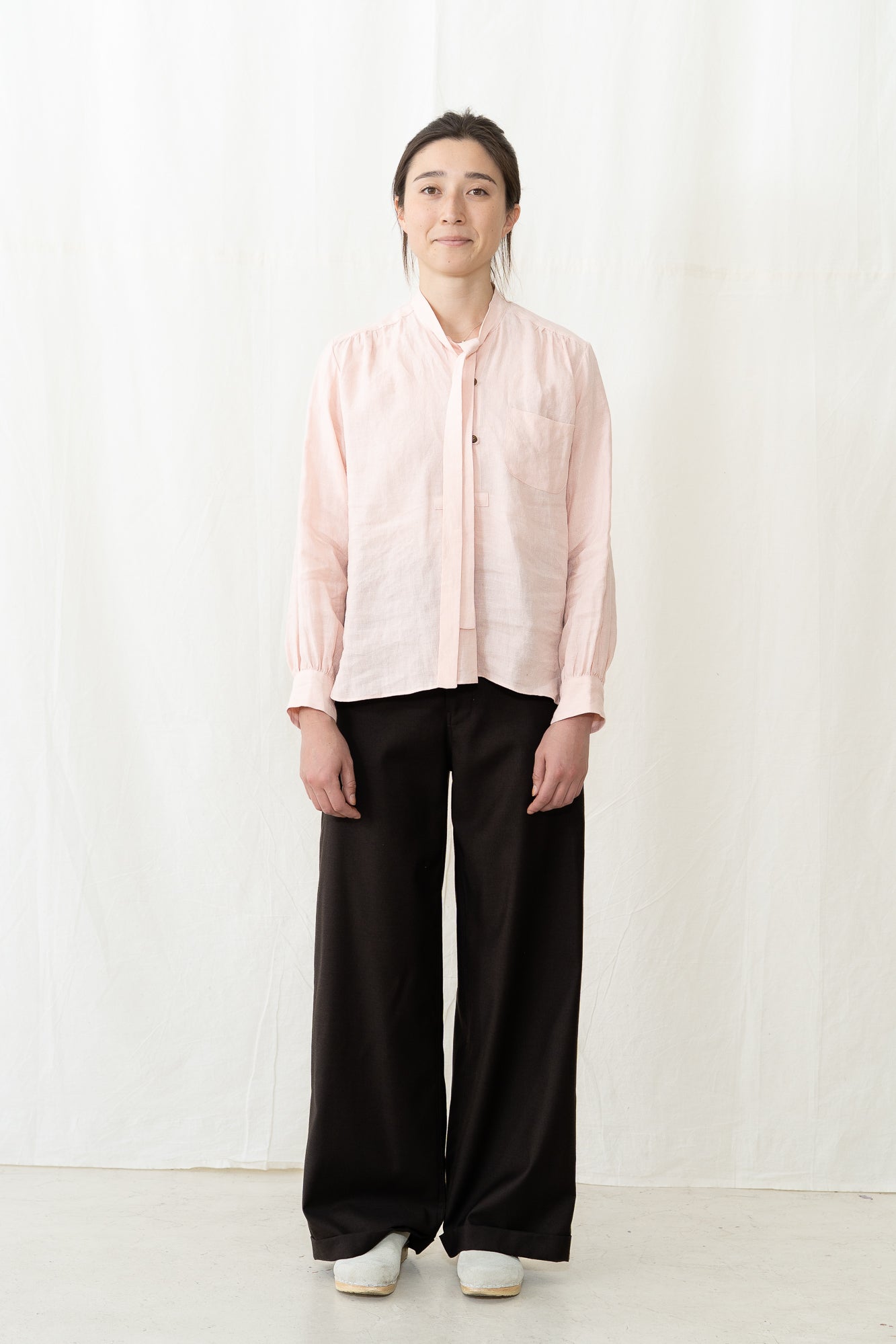 HYE SUN MUN Agnes Linen Shirt in Belgian Rose