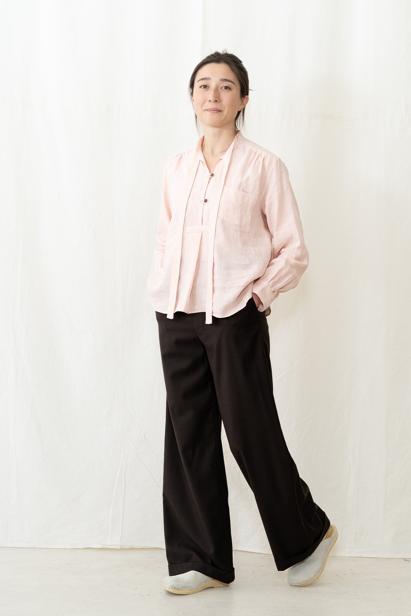 HYE SUN MUN Agnes Linen Shirt in Belgian Rose