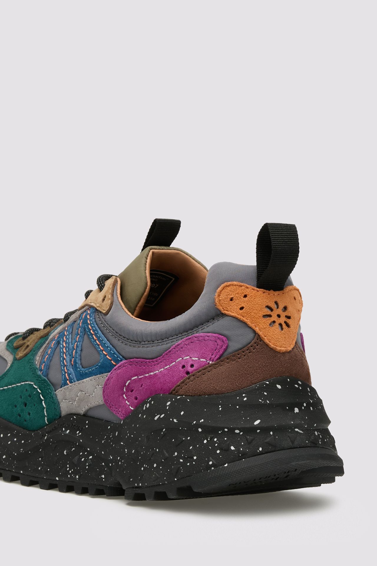 Flower Mountain Solin Uni